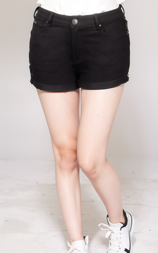 BLACK SHORTS PLUS SIZE-WSP/7.00-PKG/12-PLUS/14x3.16x3.18x2.20x2.22.24