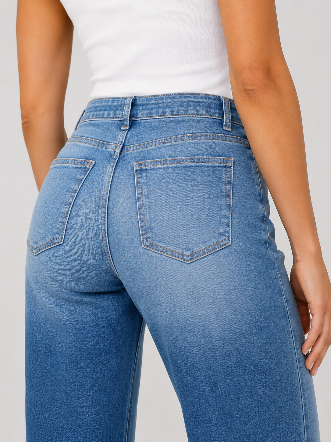 BS698